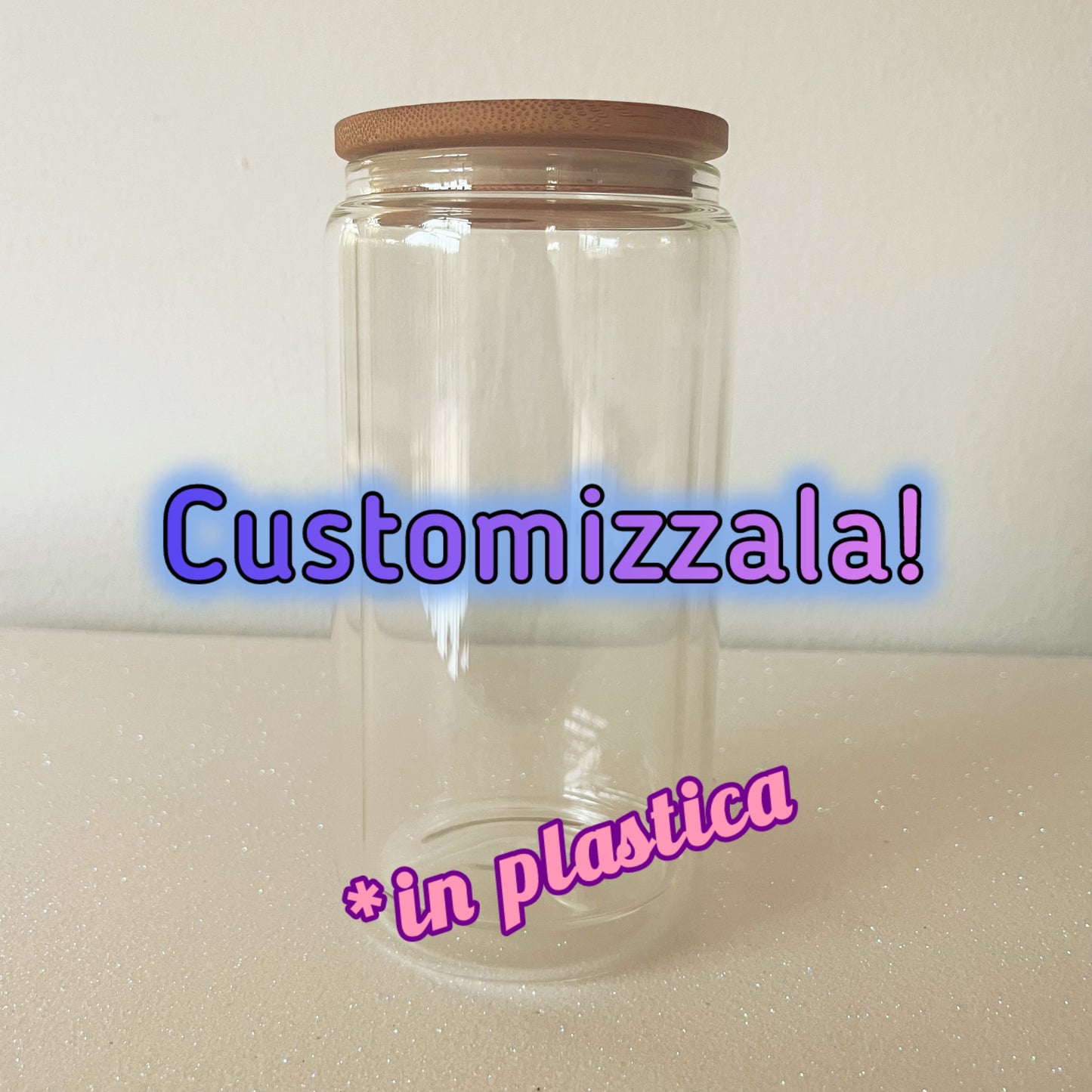 Customizza la tua Tazza Glitterata da 475 ml con Tappo in Bambù e Cannuccia Inclusa!